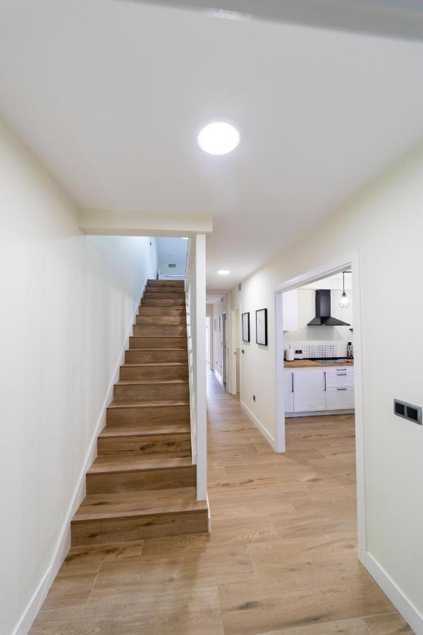 Apartamentos San Lazaro Santiago de Compostela Ngoại thất bức ảnh
