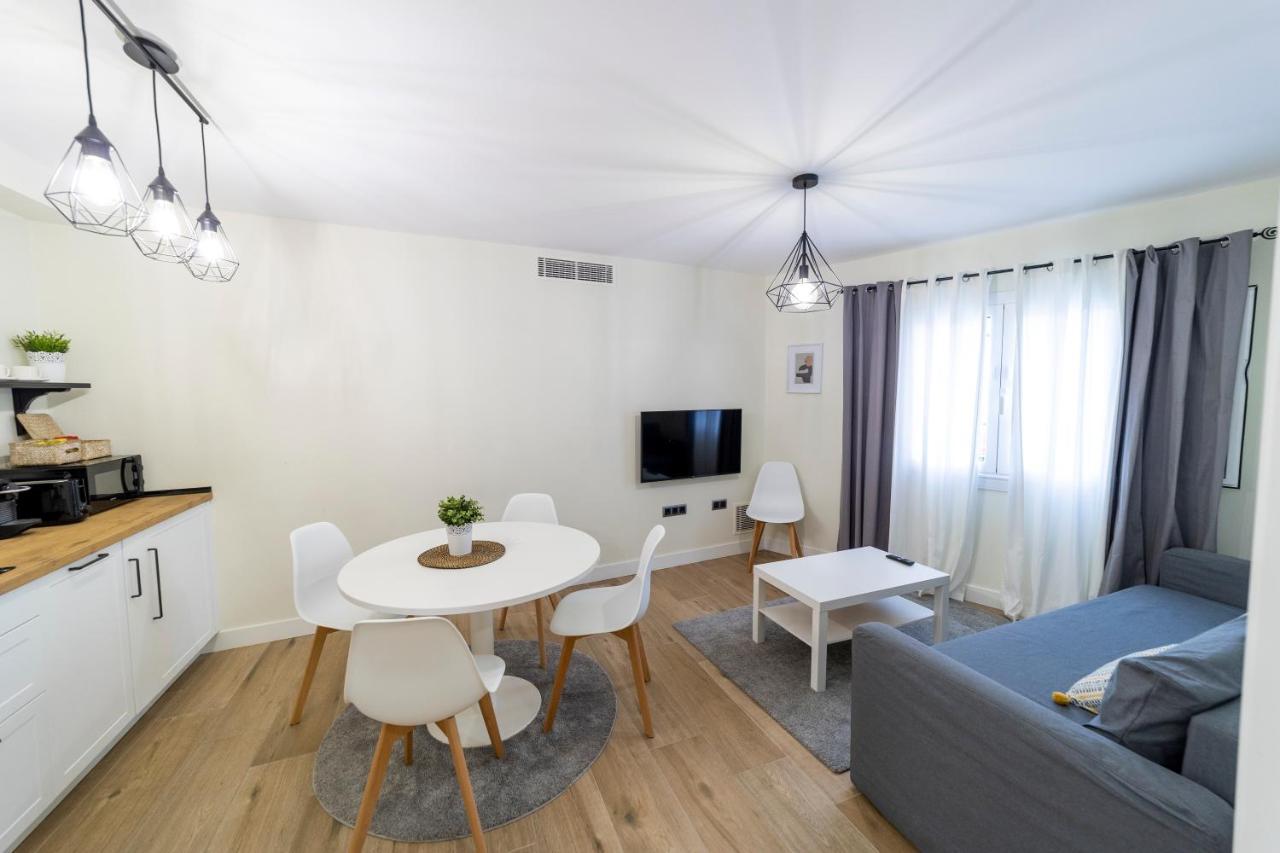Apartamentos San Lazaro Santiago de Compostela Ngoại thất bức ảnh