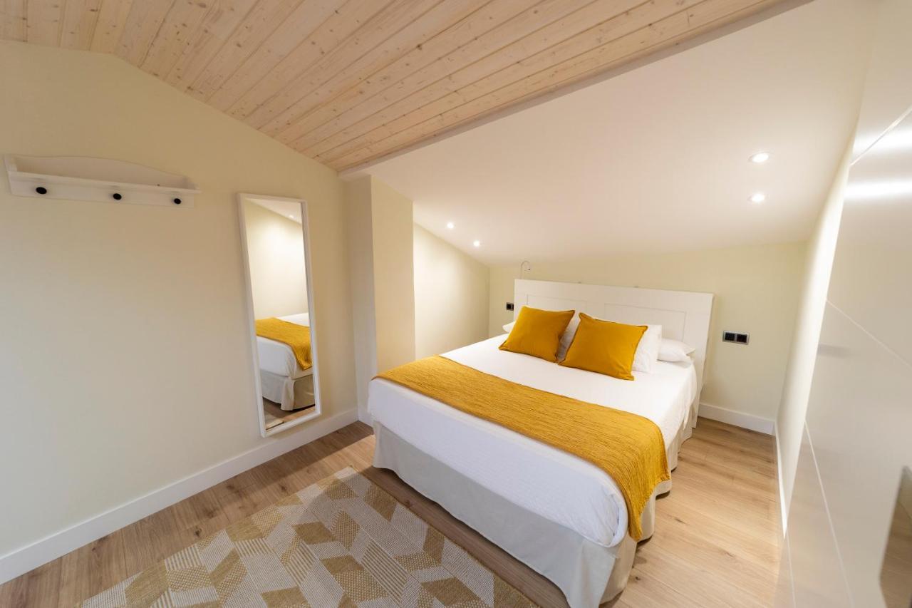 Apartamentos San Lazaro Santiago de Compostela Ngoại thất bức ảnh